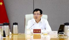<b>把人平易近生命平安和身体放正在第一位</b>
